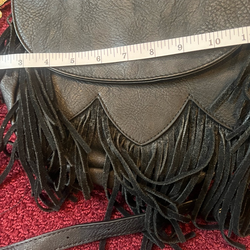 Sole Society EUC black Fringe Faux Leather Crossbody - Picture 9 of 10
